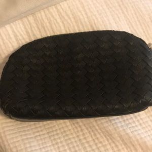 Cosmetic bag